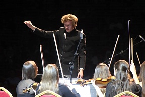 Sur la performance de l'Orchestre à cordes de chambre de Moscou « Académie de musique russe » à Alger